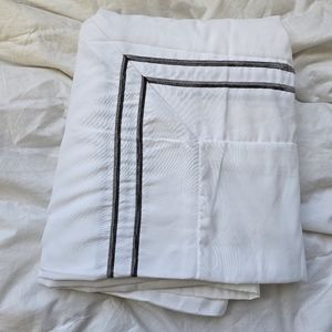 Hotel Style Shower Curtain w/ Bronze Rings Included